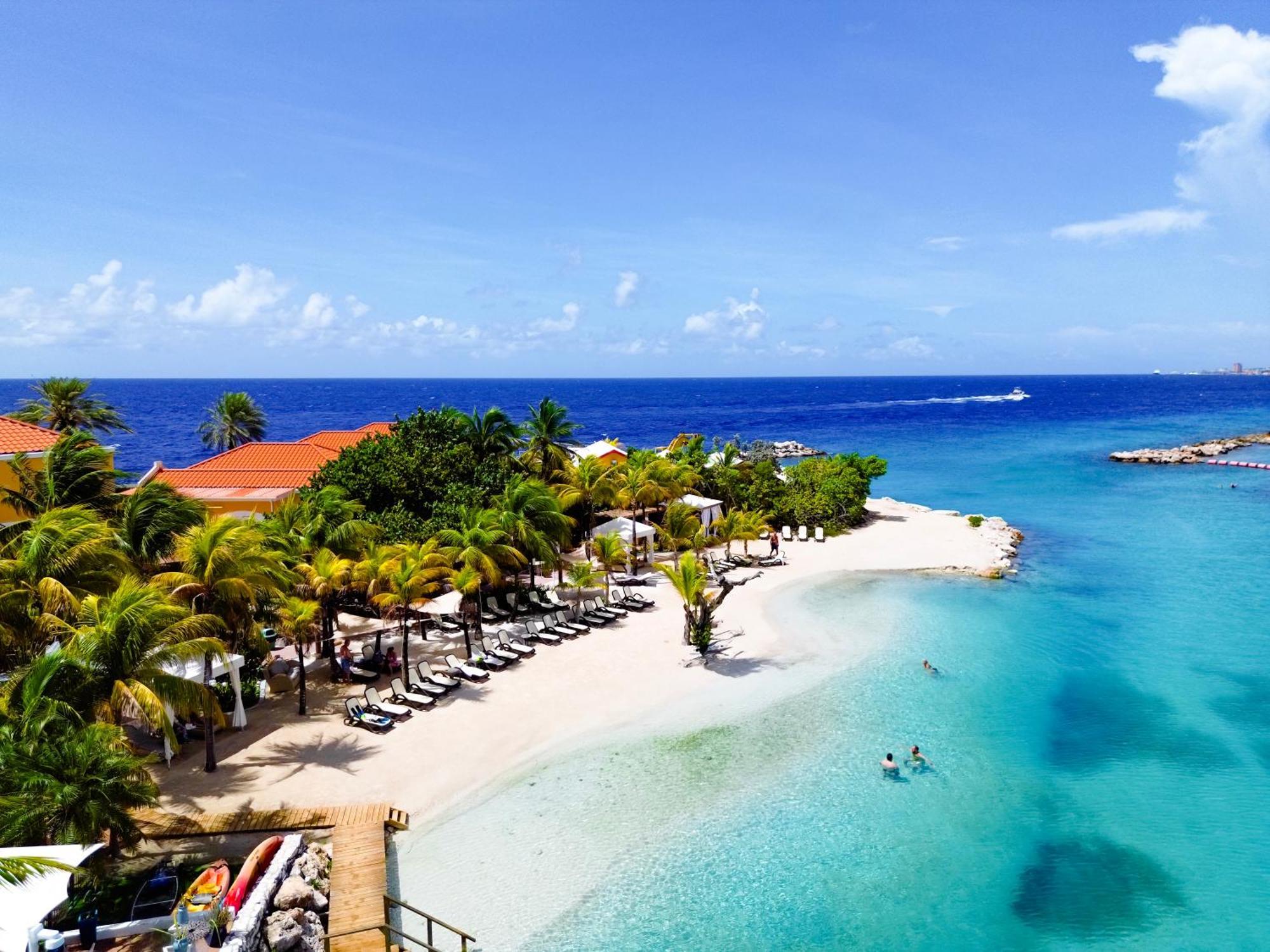 The Royal Sea Aquarium Resort Willemstad Exterior foto